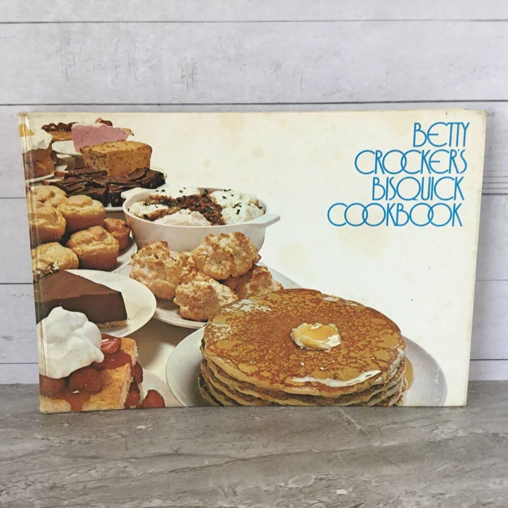 Betty Crockers Bisquick Cookbook Vintage 1979 Loose-Leaf Baking Recipes